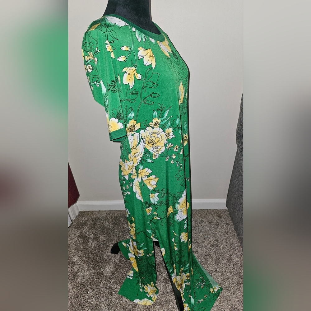 G.I.L.I. Women's Medium Dress